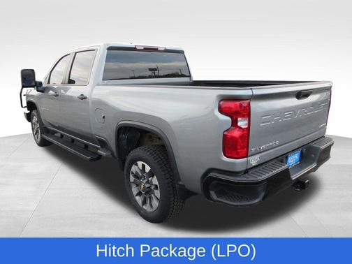 Sterling Gray Metallic 2024 Chevrolet Silverado 2500 Custom