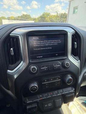 Summit White 2022 Chevrolet Silverado 2500 LT
