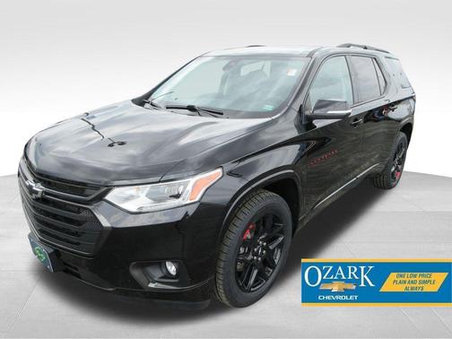Mosaic Black Metallic 2021 Chevrolet Traverse Premier