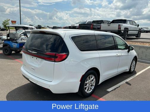 Bright White Clearcoat 2023 Chrysler Pacifica Touring-L