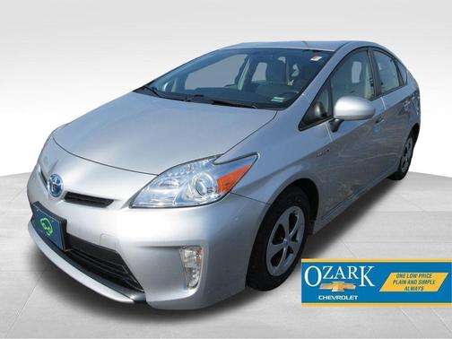 Classic Silver Metallic 2015 Toyota Prius Two