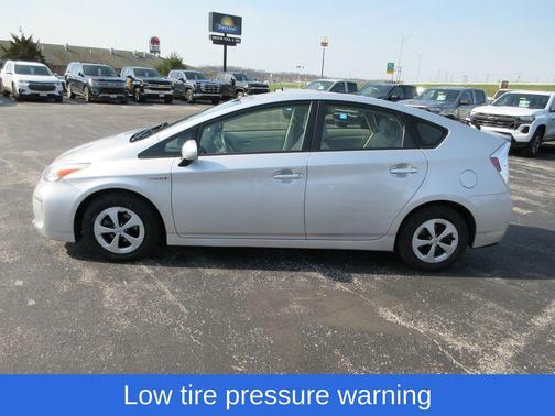 Classic Silver Metallic 2015 Toyota Prius Two