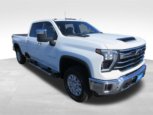 Summit White 2026 Chevrolet Silverado 3500 LTZ