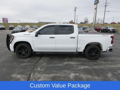 2023 Chevrolet Silverado 1500 Custom