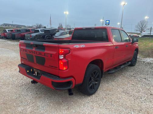 2023 Chevrolet Silverado 1500 Custom