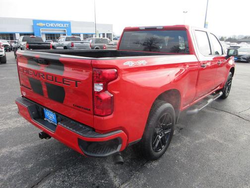 2023 Chevrolet Silverado 1500 Custom