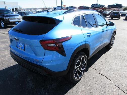 2025 Chevrolet Trax FWD 2RS