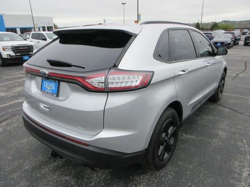 2018 Ford Edge SE