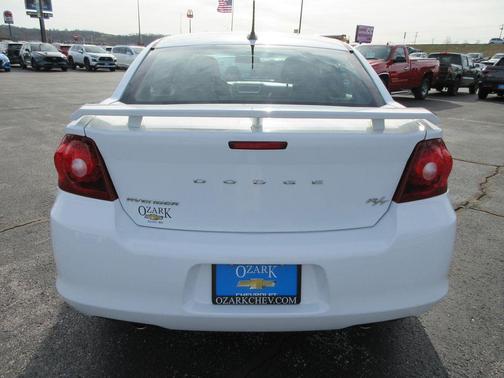 2013 Dodge Avenger R/T