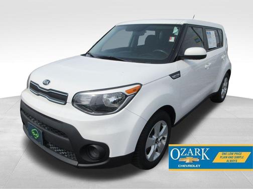 Clear White 2019 Kia Soul Base