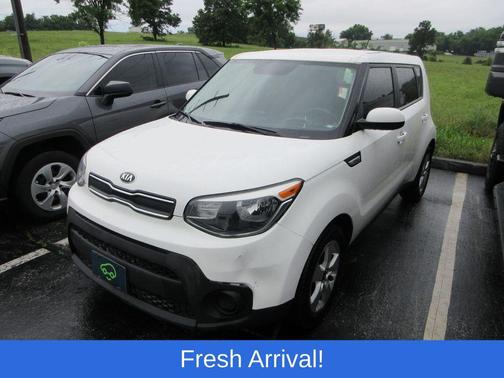 Clear White 2019 Kia Soul Base