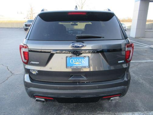 2017 Ford Explorer sport