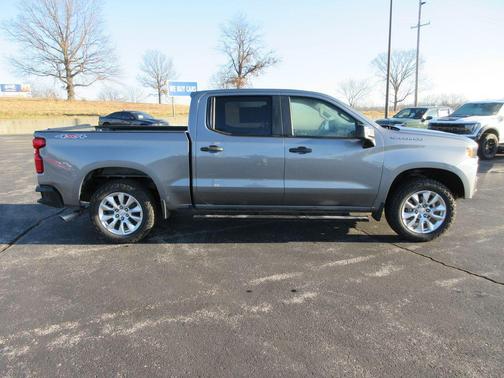 2021 Chevrolet Silverado 1500 Custom