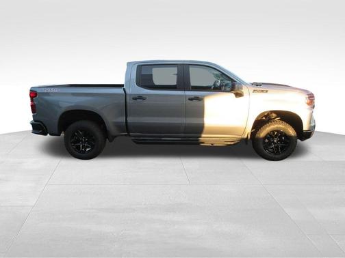 Sterling Gray Metallic 2026 Chevrolet Silverado 1500 Custom Trail Boss
