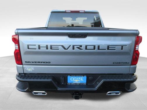 Sterling Gray Metallic 2026 Chevrolet Silverado 1500 Custom Trail Boss