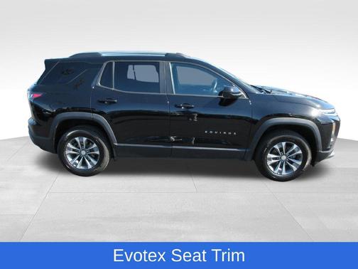 Mosaic Black Metallic 2025 Chevrolet Equinox LT