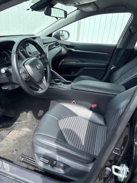 Midnight Black Metallic 2024 Toyota Camry SE