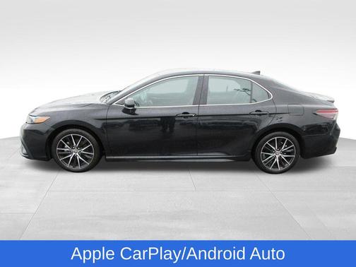 Midnight Black Metallic 2024 Toyota Camry SE