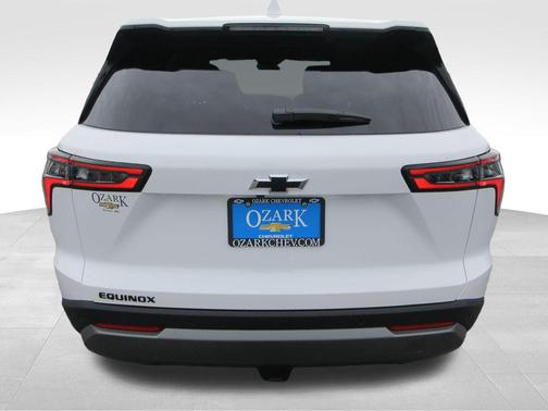 Summit White 2026 Chevrolet Equinox LT