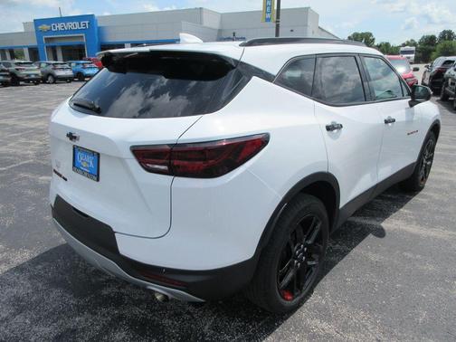 Summit White 2023 Chevrolet Blazer 2LT
