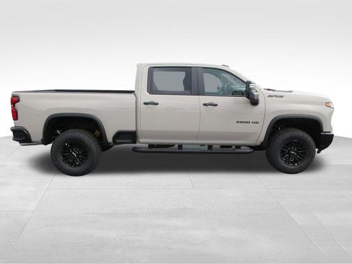 White Sand 2026 Chevrolet Silverado 2500 ZR2