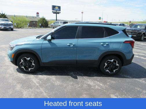 Blue 2024 Kia Seltos EX