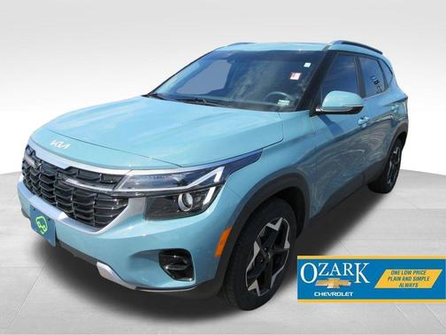 Blue 2024 Kia Seltos EX