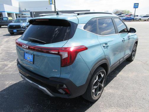 Blue 2024 Kia Seltos EX