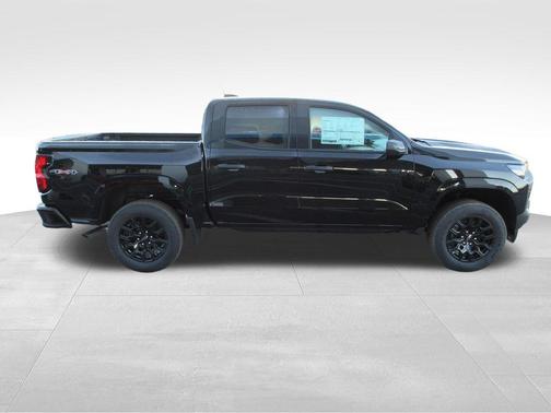 Black 2026 Chevrolet Colorado WT