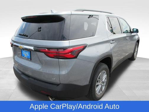 Sterling Gray Metallic 2023 Chevrolet Traverse LT Cloth