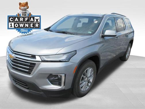Sterling Gray Metallic 2023 Chevrolet Traverse LT Cloth