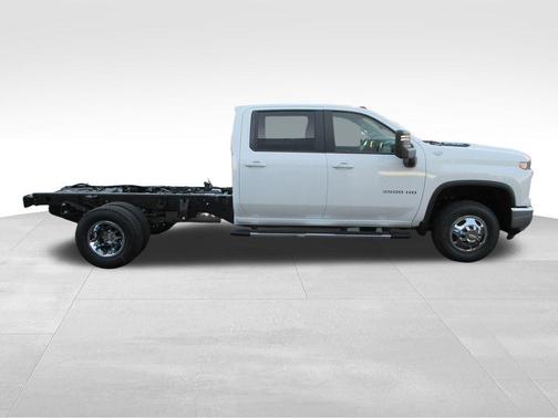 2026 Chevrolet Silverado 3500 LT