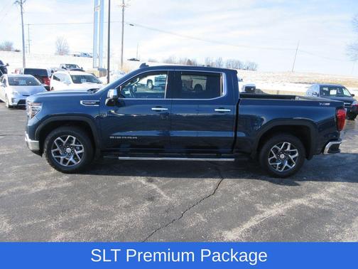 2023 GMC Sierra 1500 SLT