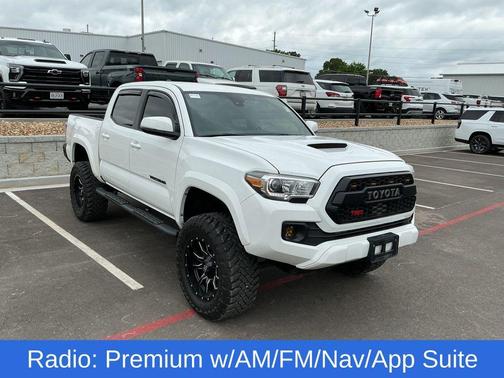 Super White 2020 Toyota Tacoma TRD Sport