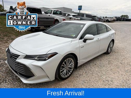 2019 Toyota Avalon Hybrid Limited
