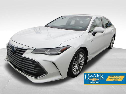 2019 Toyota Avalon Hybrid Limited
