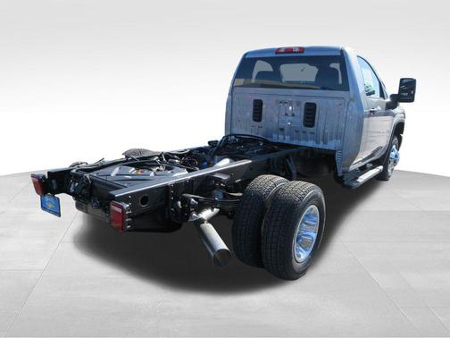 2026 Chevrolet Silverado 3500 WT