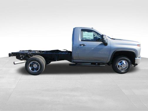 2026 Chevrolet Silverado 3500 WT
