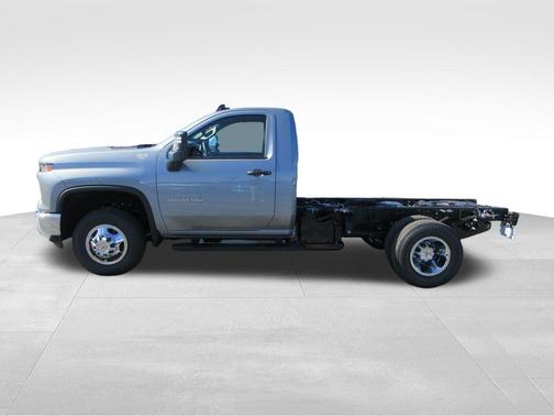 2026 Chevrolet Silverado 3500 WT
