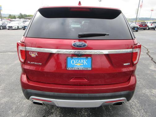 2017 Ford Explorer Platinum
