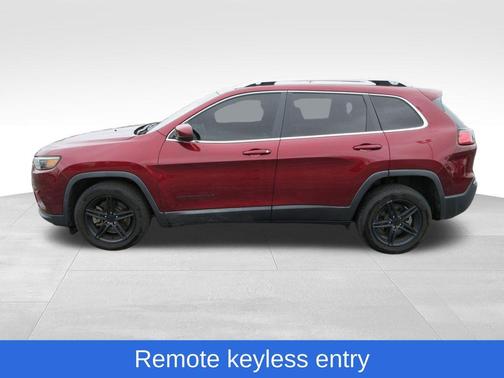 Velvet Red Pearlcoat 2019 Jeep Cherokee Latitude