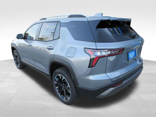 Sterling Gray Metallic 2026 Chevrolet Equinox LT