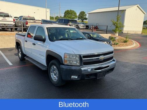 Summit White 2011 Chevrolet Silverado 1500 LT