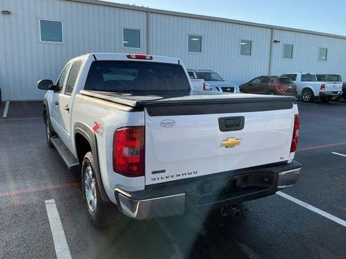 Summit White 2011 Chevrolet Silverado 1500 LT