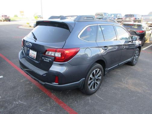 Carbide Gray Metallic 2017 Subaru Outback 2.5i Limited