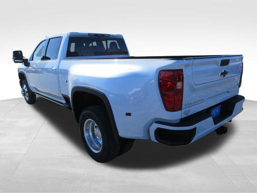 2026 Chevrolet Silverado 3500 High Country