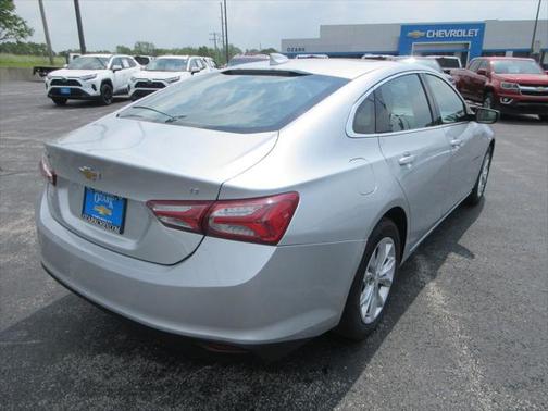 2022 Chevrolet Malibu FWD LT
