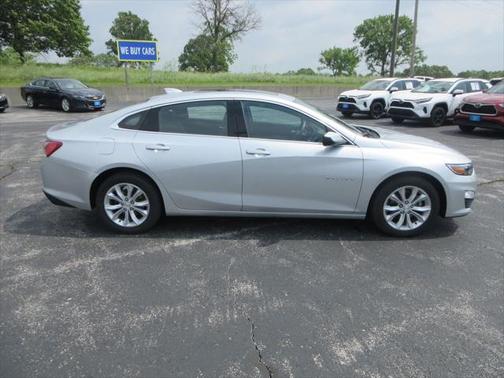 2022 Chevrolet Malibu FWD LT