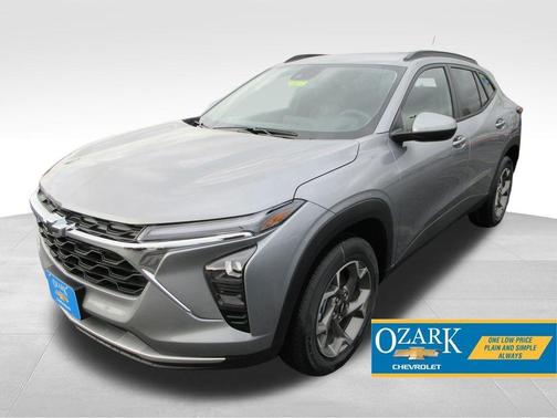 Sterling Gray Metallic 2026 Chevrolet Trax LT