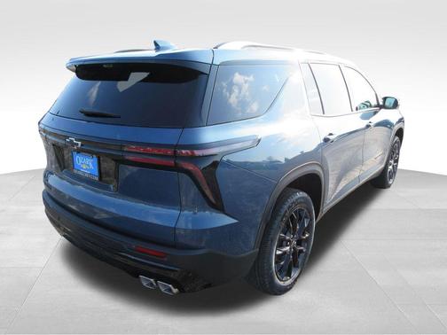 Lakeshore Blue Metallic 2026 Chevrolet Traverse LT